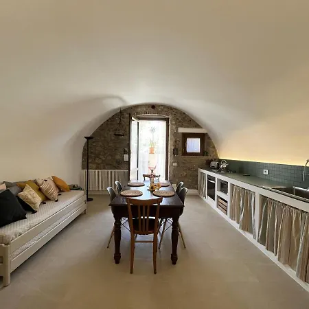Bilocale A Due Passi Dal Casa de Férias *